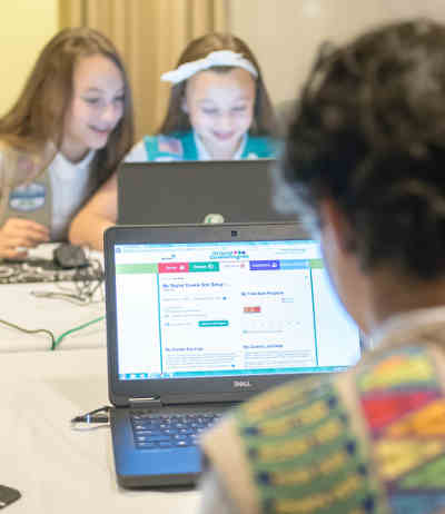 How Girl Scouts Sell Digital Cookies