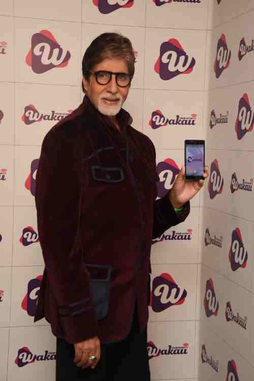 Amitabh Bachchan Introduces Celebrity Video Blogging App - Wakau