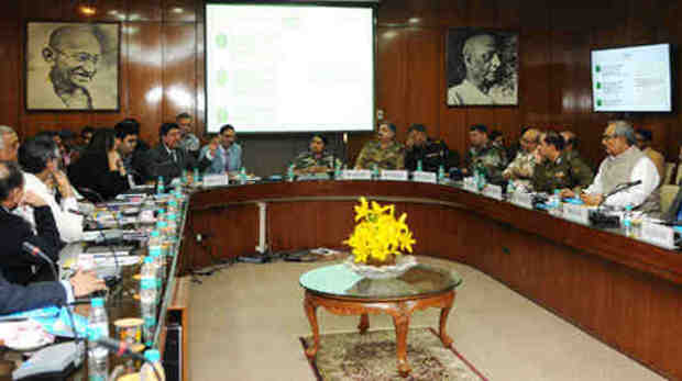 Officers of the NITI Aayog making a presentation on ‘Digital Payments’ in New Delhi on December 02, 2016