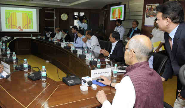 Anil Madhav Dave launching the CRZ Portal, at a function, in New Delhi on March 08, 2017