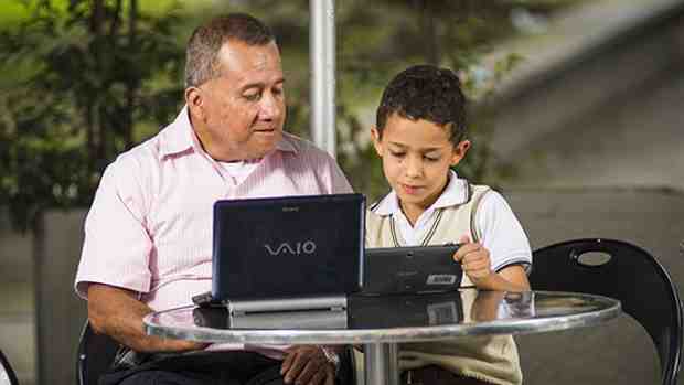 Digital Literacy for Senior Citizens. Photo: UNESCO