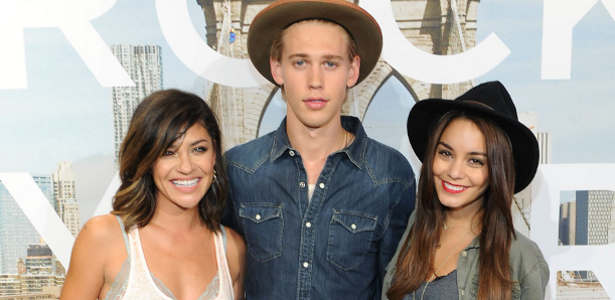 Vanessa Hudgens, Jessica Szohr, and Austin Butler