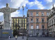 Fastweb Downloads Rio's Christ the Redeemer to Naples