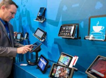 Intel Extends Mobile Reach into Retail