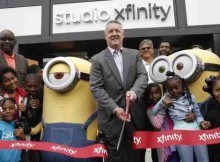 The Minions joined Comcast regional senior vice president John Crowley to cut the ribbon at the grand opening of STUDIO XFINITY in Chicago