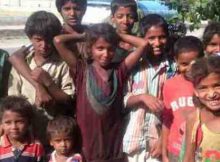 Poor Children Live on the Pavements in India. Photo: Rakesh Raman