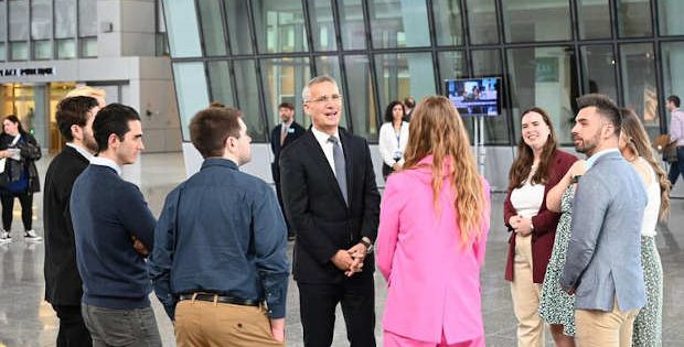 NATO Secretary General Jens Stoltenberg meeting 10 young content creators from across Allied countries (Germany, Hungary, Latvia, Spain, the UK, and the US) at the NATO Headquarters as part of the “Protect the Future” campaign on 27 May 2022. Photo: NATO