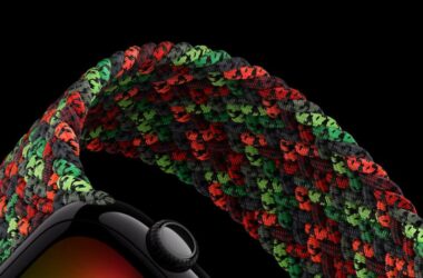 The new Apple Watch Unity Connection Braided Solo Loop honors Black History Month and celebrates the power of connection. Photo: Apple