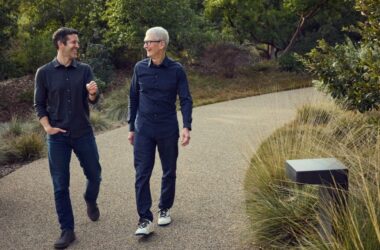 John Ternus and Tim Cook. Photo: Apple